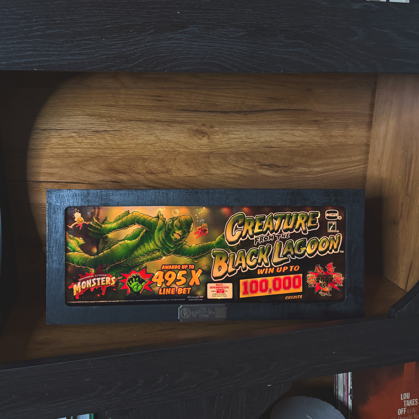 Creature Of The Black Lagoon Slot Glass