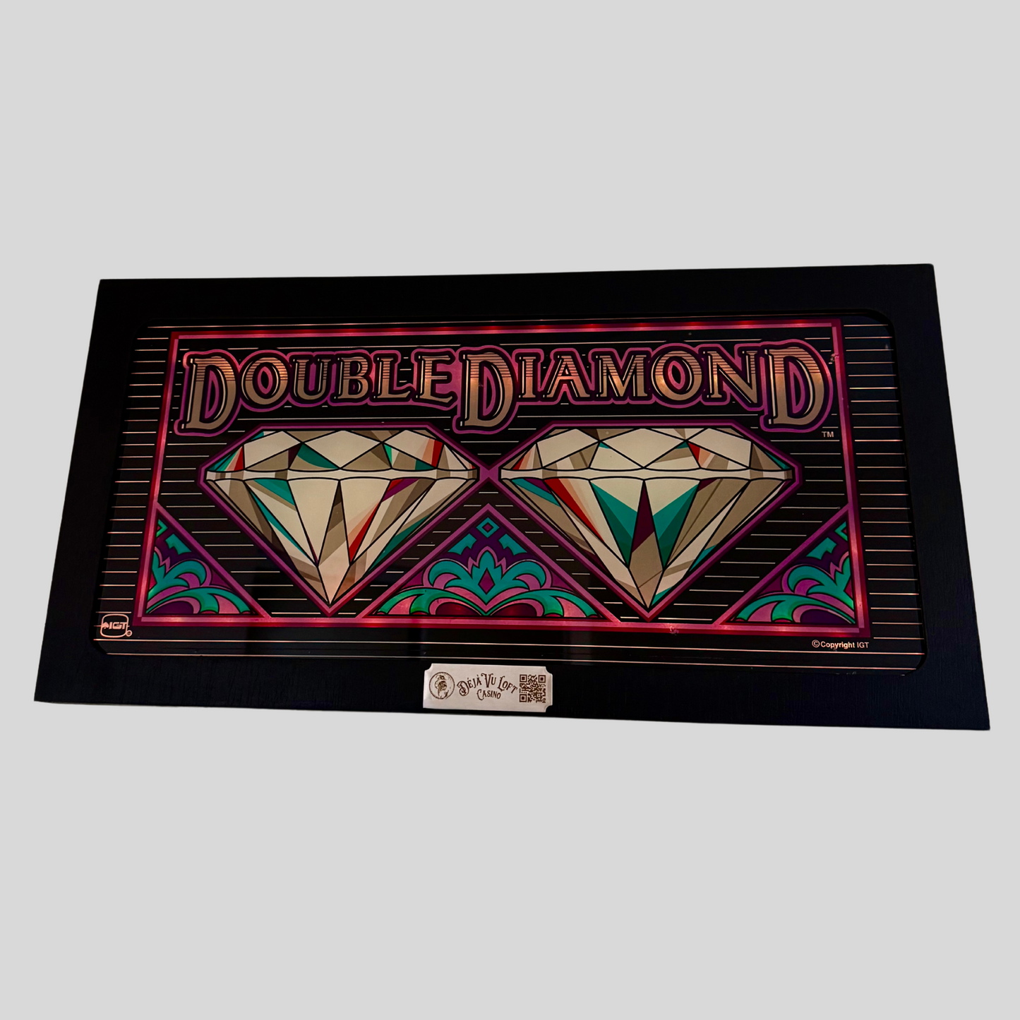 Double Diamond Slot Glass