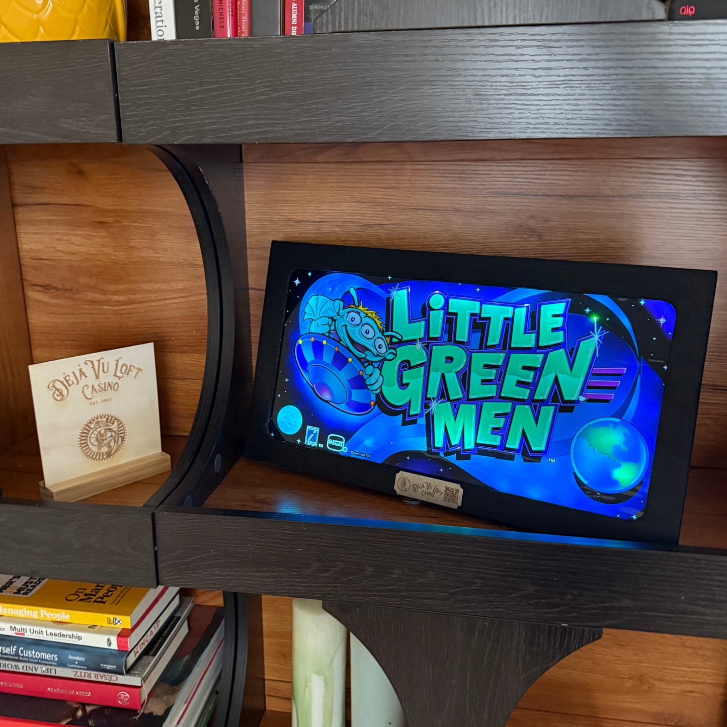 Little Green Men Slot Glass