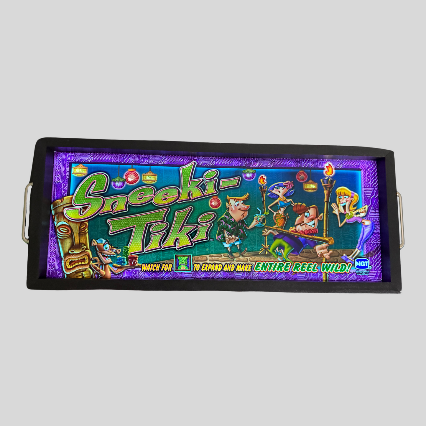 Sneeki-Tiki Slot Glass