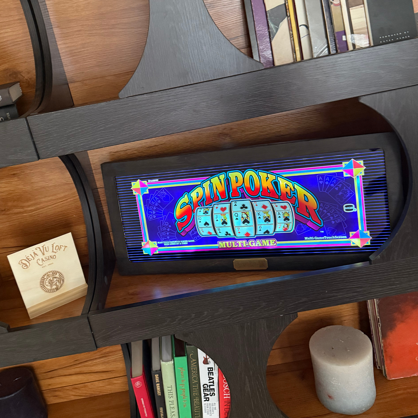 Spin Poker Slot Glass