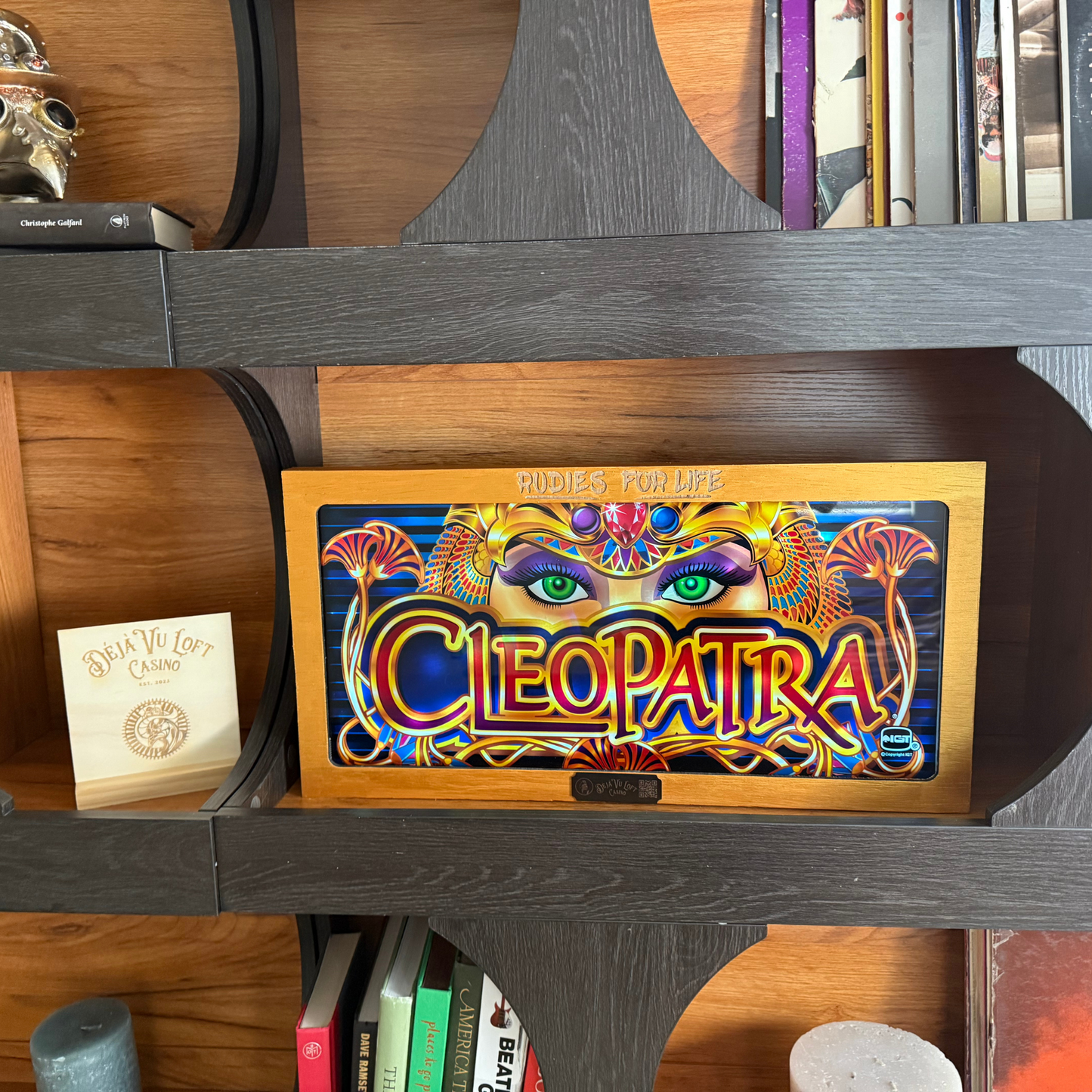 Cleopatra Slot Glass