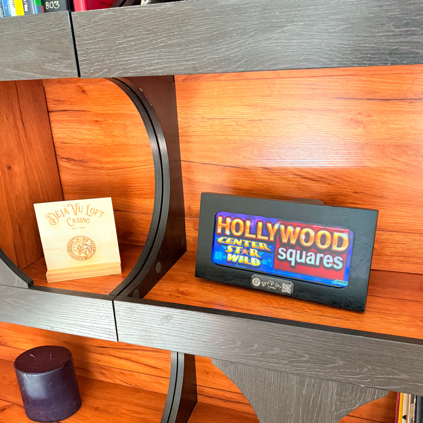 Hollywood Squares Slot Glass